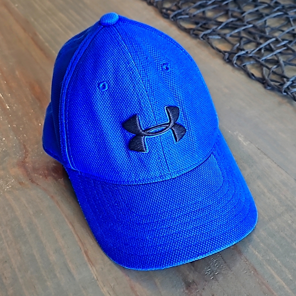 Youth Under Armour baseball hat